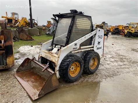 bobcat skid steer 743 specs|bobcat 743 skidsteer.